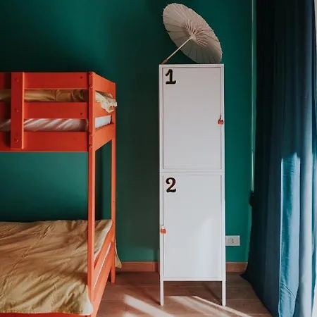 Habari We Dorm ホステル