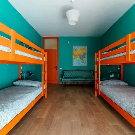 Habari We Dorm Hostel Μπάρι