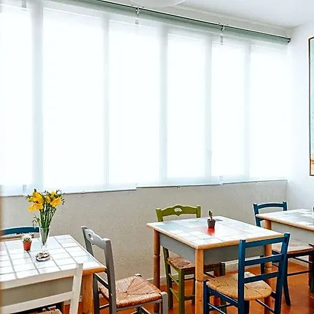 Habari We Dorm بيت شباب