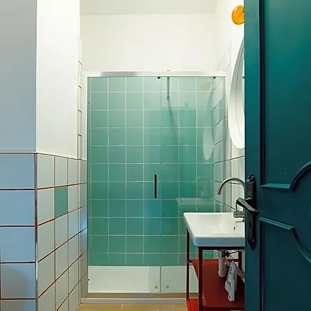 Habari We Dorm Albergue Bari