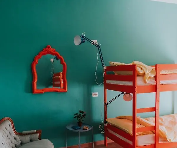 Habari We Dorm אכסניה בארי