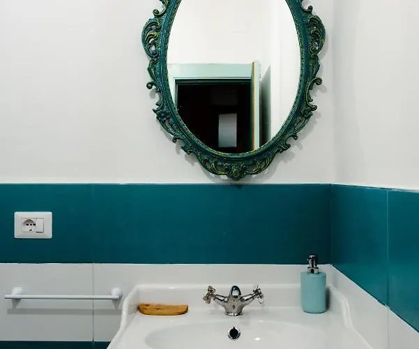 Habari We Dorm Hostal